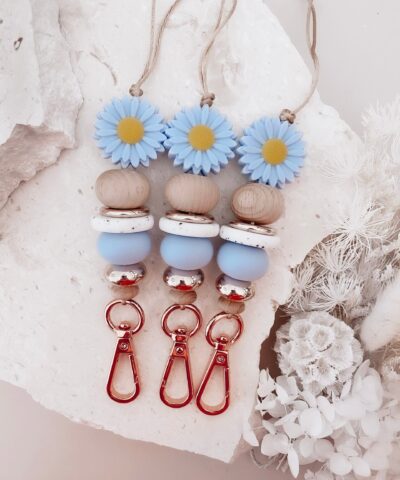 Lazy Daisy Lanyard | Baby Blue