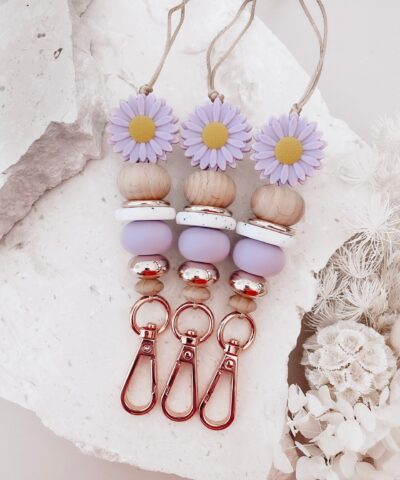 Lazy Daisy Lanyard | Lilac