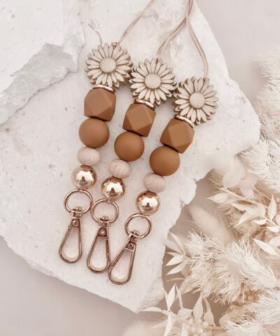 Lazy Daisy Lanyard | Golden
