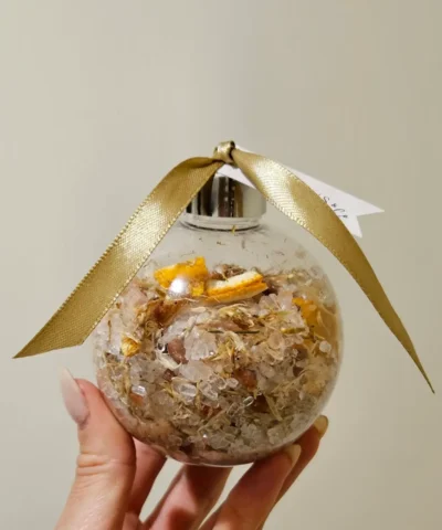 Christmas Bauble Bath Salts | Tropics