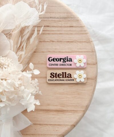 Personalised Name Badge | Retro Daisy